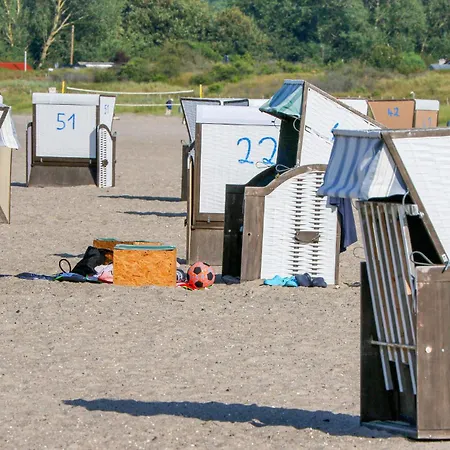Freibeuterweg 18 - Dorf 5 *